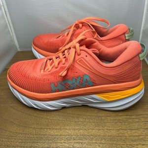 HOKA ONE ONE Women's Low Neck 
Women's Road Running Shoes